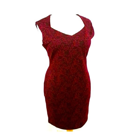 FOREVER 21 Beautiful Burgundy Dress. NWT - Picture 2 of 5